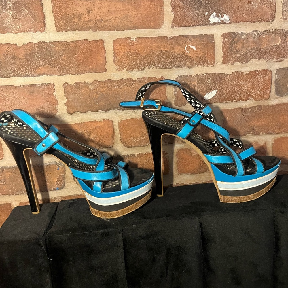 Jessica Simpson Vibrant Blue Strappy Heels